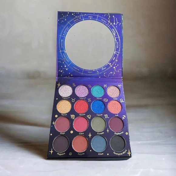 Magical 16 color eyeshadow palette with every zodiac sign inside. - Picture 2 of 2
